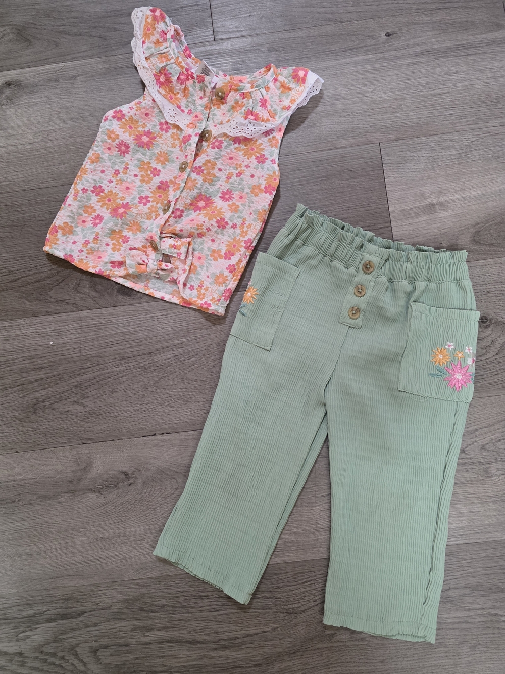 Girls’ Floral Top & Green Pants Set